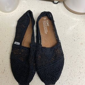 Toms Alpargata Moroccan Crochet black women’s shoes size 9